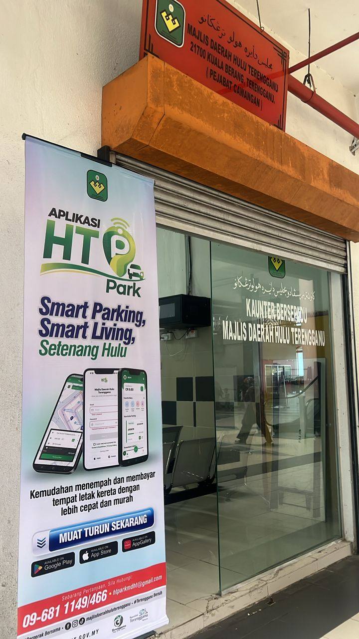 PENERANGAN APLIKASI HTPARK SERTA CARA PENGGUNAAN KEPADA ORANG AWAM DI KAUNTER BERSEPADU MDHT PASAR BESAR KUALA BERANG